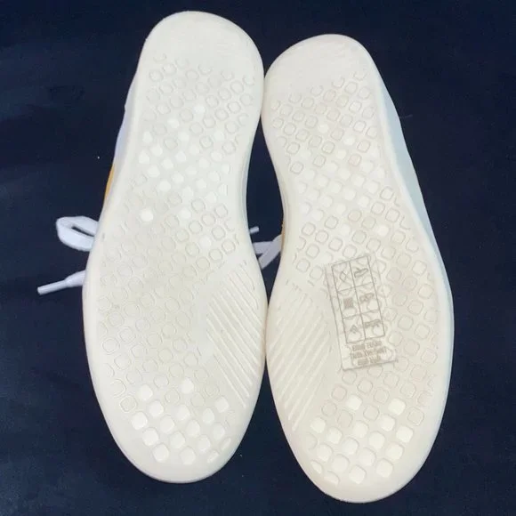 EVERLANE The ReLeather® Court Sneaker | White/Mustard | M6.5 | NWOB - Picture 7 of 8